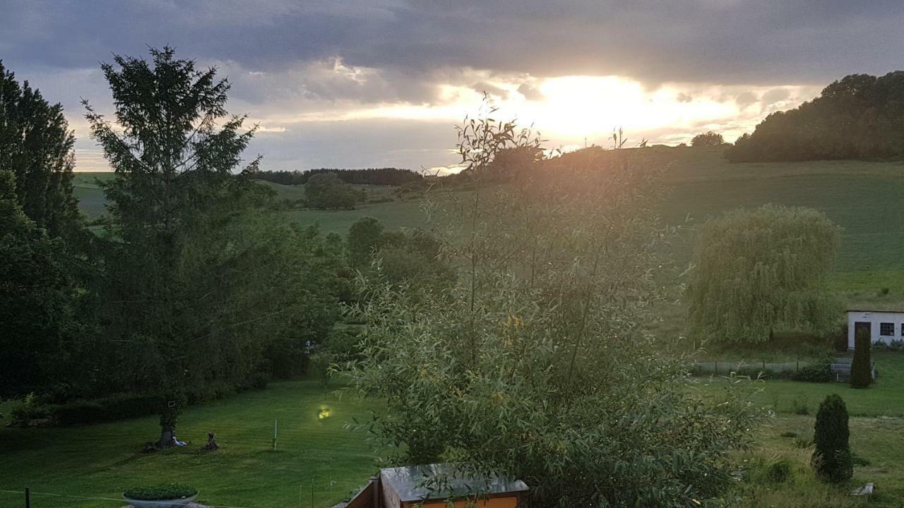 فندق Lachambreفي  Le Domaine Des Pres المظهر الخارجي الصورة